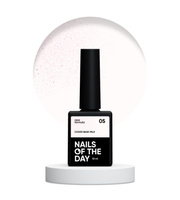 NAILSOFTHEDAY Cover base NEW Formula Milk 05 - półprzezroczysta mleczna baza hybrydowa z różowym brokatem, 10 ml